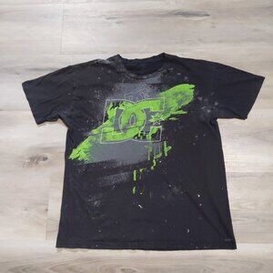 DC black green and gray T-shirt